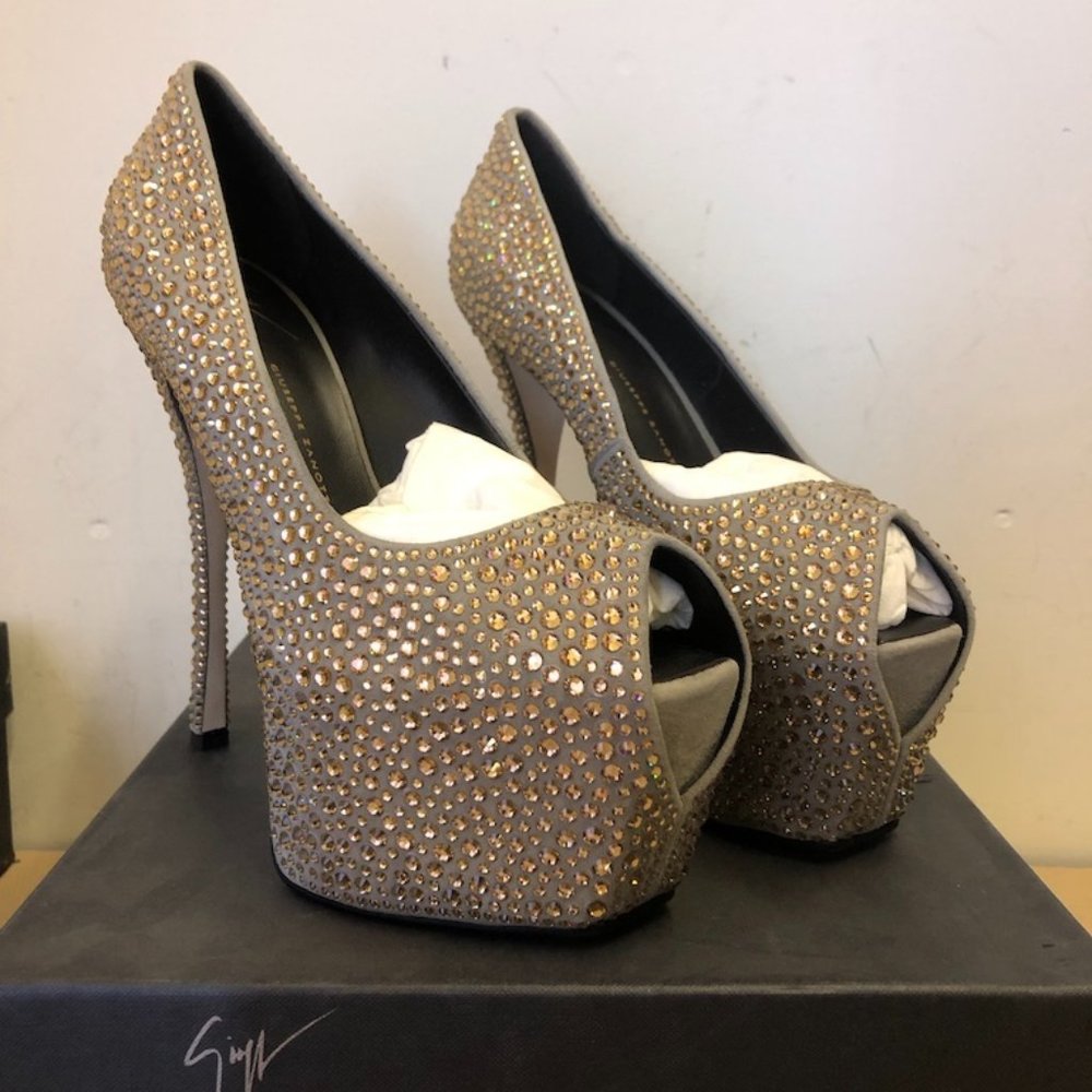 Giuseppe Zanotti Liza Peep Toe Swarovski Crystal Platform Pump Dark Gray - Picture 8 of 13
